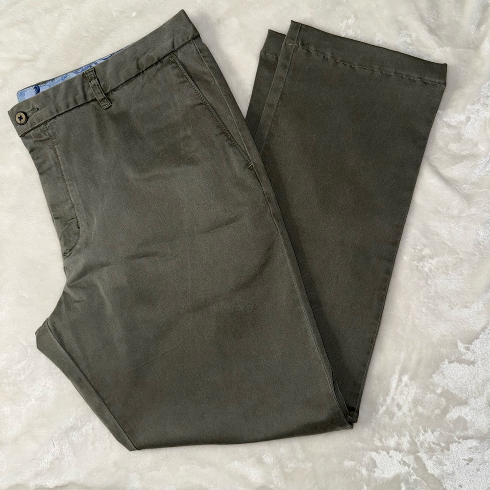Tommy Bahama Men's Boracay Dark Olive Chinos